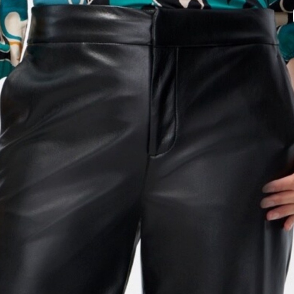 MAKE AN OFFER - CHICOS Black Cropped Wide Leg Pants with Embroidered Hem - Picture 3 of 6